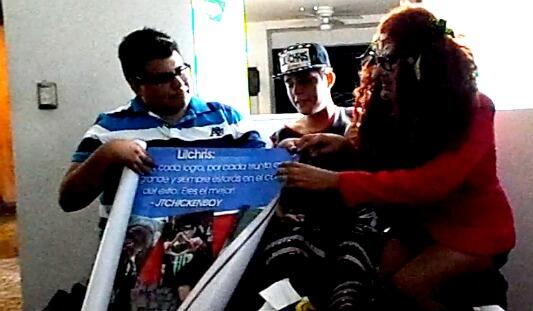 JT_Butera's tweet photo. Que buenos recuerdos! ese video como me hace reir! Gracias @ernestinadlmar y a mi idolo @lilchris_06 :D http://t.co/GOLL8Oy2dv
