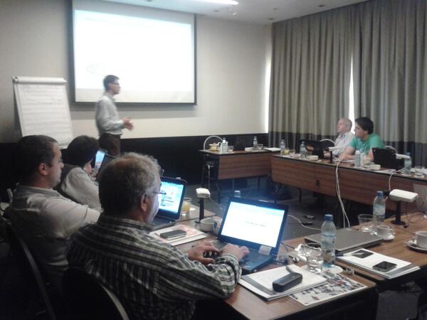 maria_axis's tweet photo. #AxisAcademy en Argentina http://t.co/kH2HFH8Hw2