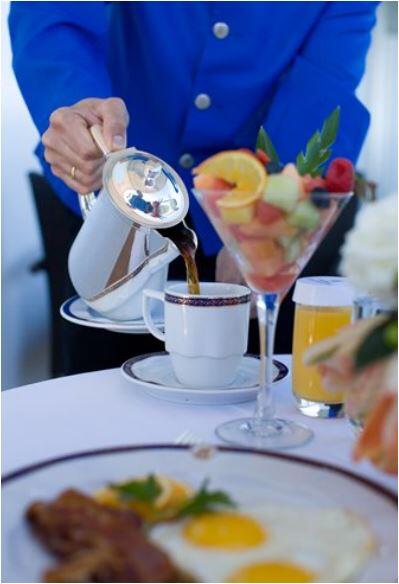 HALcruises's tweet photo. Complete pampering in our #Cruise cabanas! (very) late breakfast, anyone...? Go ahead, sleep in! #cruisechat #NCVM A7 http://t.co/9Q70tSIywc