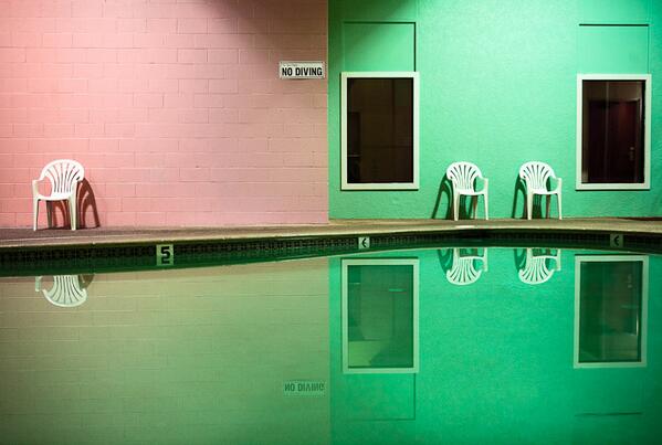 I took a quick dip in minimalist photography