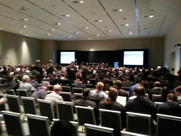 jkup's tweet image. Holy front-end developers at #html5devconf
