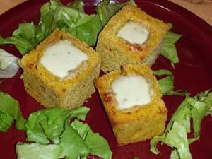 Cubes de Melen à la mousse de Roquefort: une recette simple et délicieuse. Effet garanti! barabio.fr/recettes/51-cu…