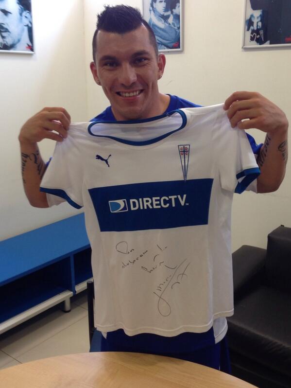 MedelPitbull's tweet photo. Todo mi apoyo pa esta semana!!!  Aguante la UC Carajo!!! http://t.co/ur6Faxshgh