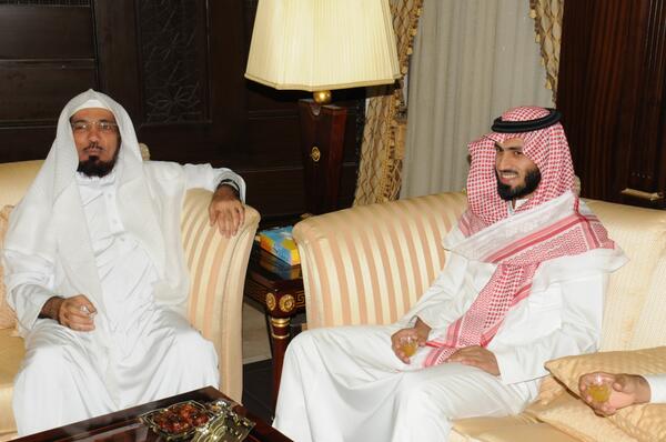 972m0's tweet photo. : (سعد الحارثي) أكرمني بزيارة حب وتواصل وتذاكر، جزاك ربي كل خير .. 

http://t.co/cUSbQrf5cu http://t.co/O65wemZUtv"