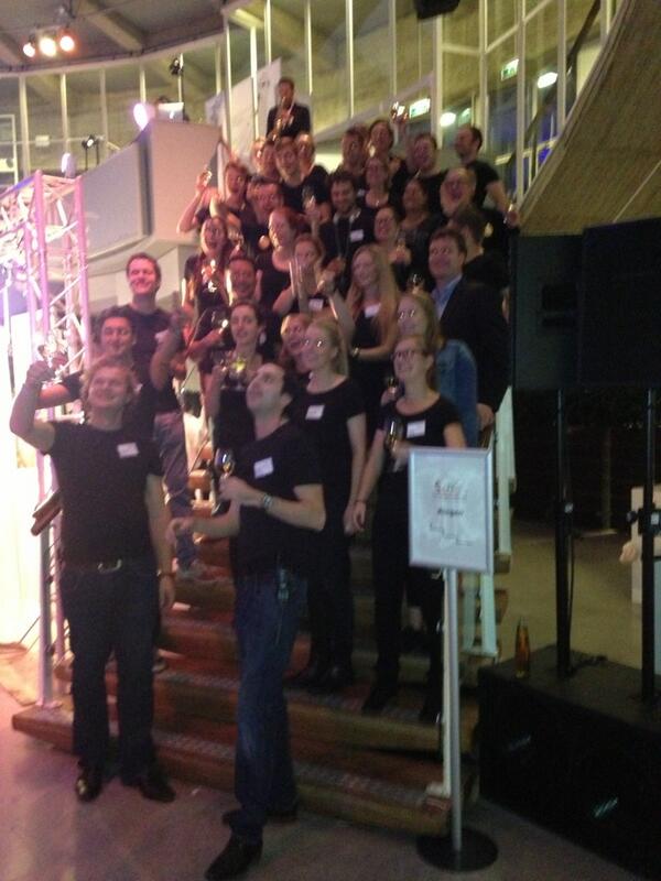 Mede dankzij jullie!! "<a href="/Elsvolphen/">Els van Olphen</a>: Gefeliciteerd team #fidays ! Weer een geweldig evenement!! ”