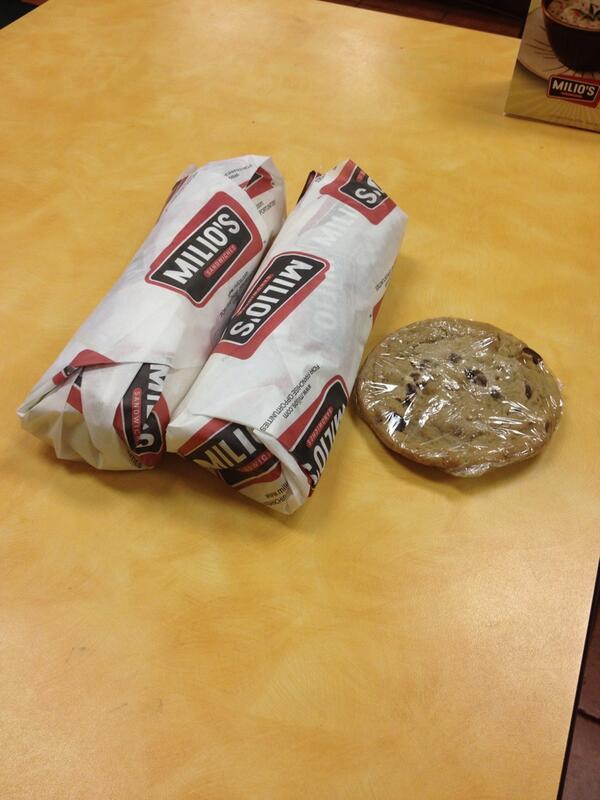 SSay3's tweet photo. A great after school snack http://t.co/eNdzuXncO0