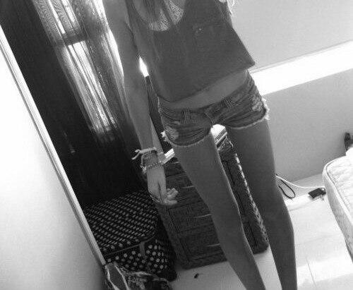 ThinspoPhotos tweet picture