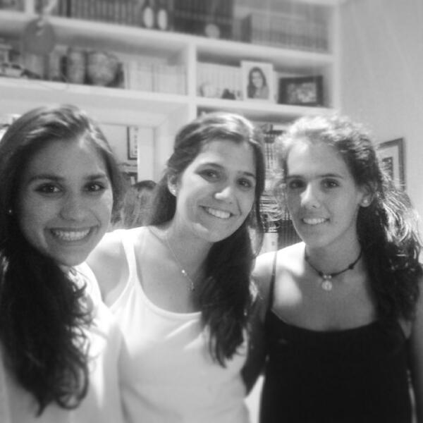 @EvaaCantero @BeaGaar i miss you girlss!! Quiero veerooos!:DD #Pretties