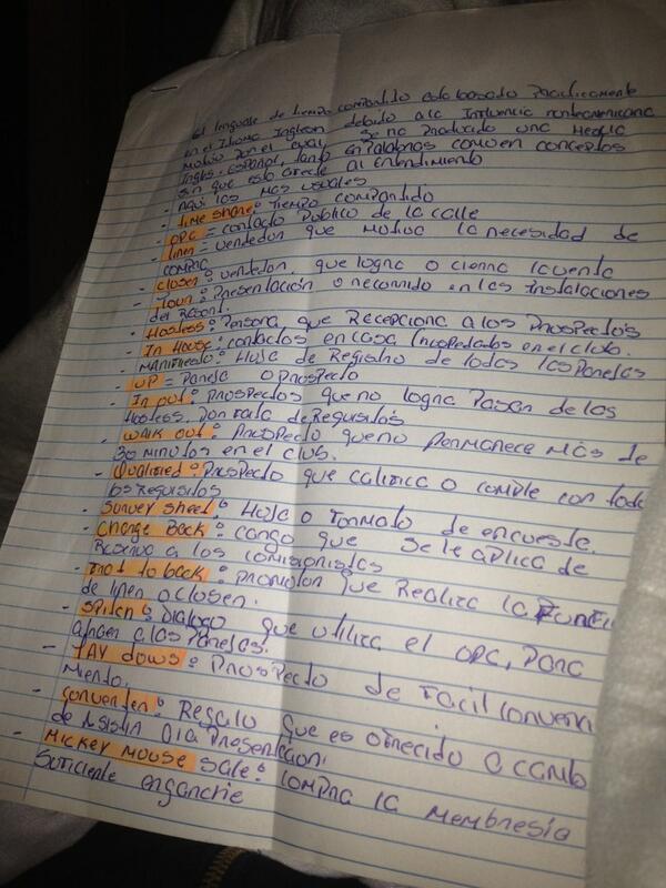 lauryangely's tweet photo. Estudiando ,resumen,#garabato ,home ,tranqui👸 http://t.co/id1eK8fTxS