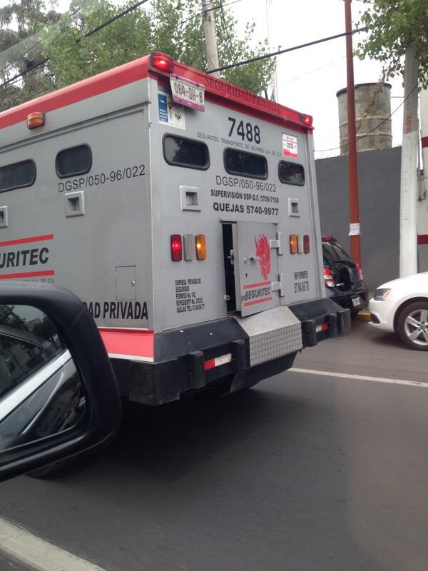 moyzb's tweet photo. Que tal la seguridad!!!! http://t.co/AEu6BmB86Q