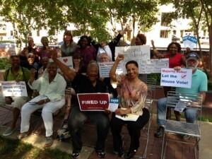 allontheline_tn's tweet image. #OFAvolunteers know it&apos;s #TimeForRealWork! RT if you #StandWith affordable health care! #Chattanooga