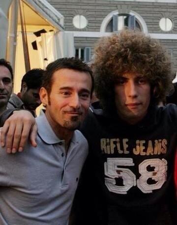 maxbiaggi's tweet photo. Oggi sono due anni eppure sembra ieri.......il tuo ricordo è sempre con me!
Ciao Sic!!! http://t.co/wesoIGoDy9