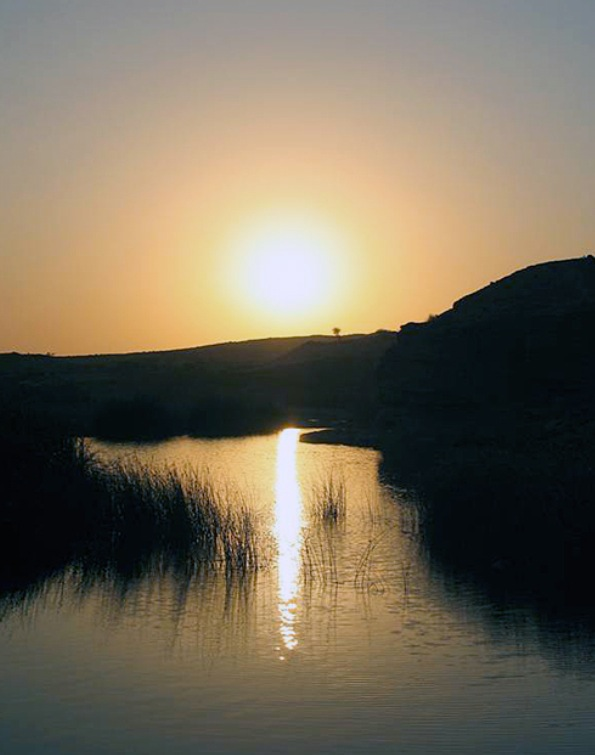 JustHuman's tweet photo. صورة لـ #غدير_خم 
#عيد_الغدير 
#عيد_الولاية 
متباركين http://t.co/ILn5Niag5p