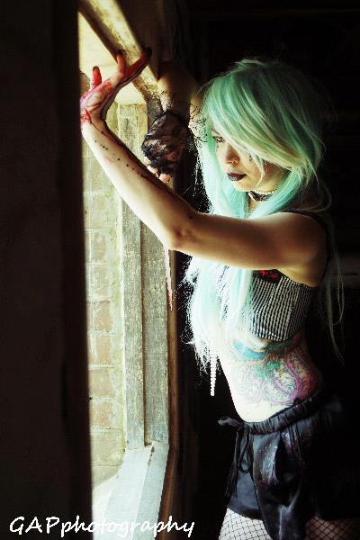 SkyeQuinnModel's tweet photo. Gothic Alternative Punk Photography @Wentworthfalls Gothic shoot http://t.co/EiiIZy9H2L