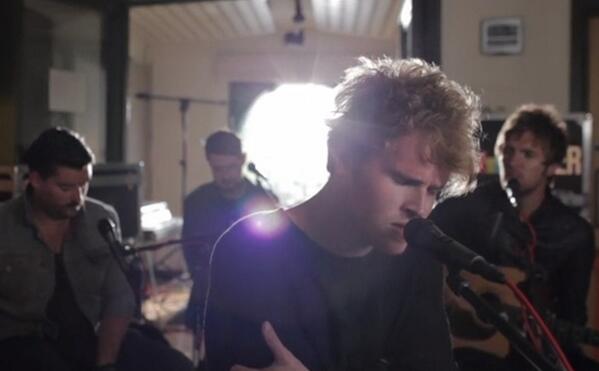 If you haven't watched our #DeezerSessions video yet, check it out on @DeezerUK now: smarturl.it/c0fimx :)