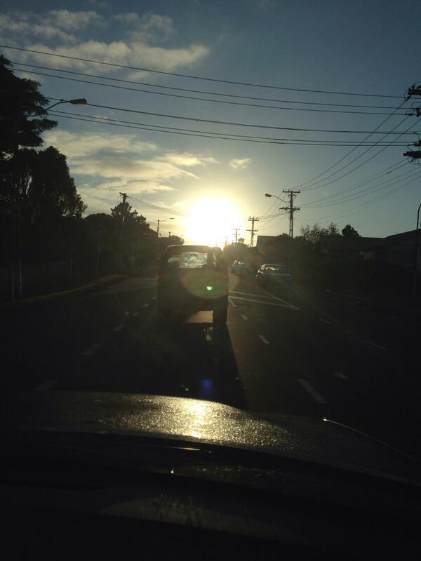 acinanz's tweet image. #sunstrike
#westakltraffic
#baddrivers