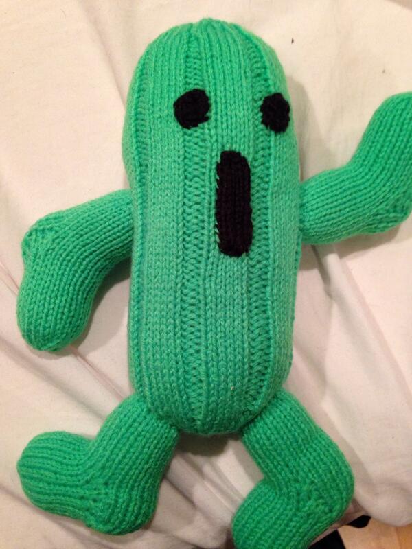 aborring's tweet image. Yay got my (1 year late :P) bday present from @rapturecake!! Youz the bestest :3 #Cactuar #finalfantasy