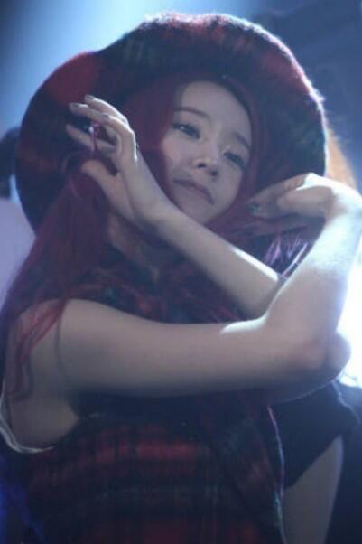 BXRS_YkCYAAAAiH.jpg:large