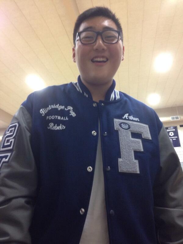 changarthur98's tweet photo. #varsity #varsitysweg #ilovefootball #sexy #cute # http://t.co/p4psAe3KoV