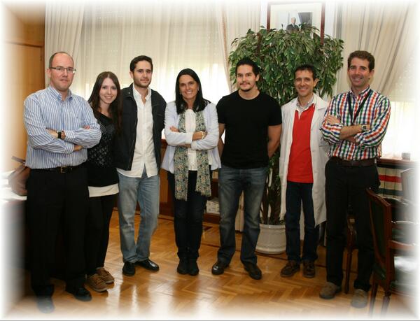 <a href="/ffarmaciaUGR/">Facultad de Farmacia</a> <a href="/glucoprofeno/">Glucoprofeno</a> Enhorabuena a nuestros ganadores del Primer premio de Cofares Pharmagame .