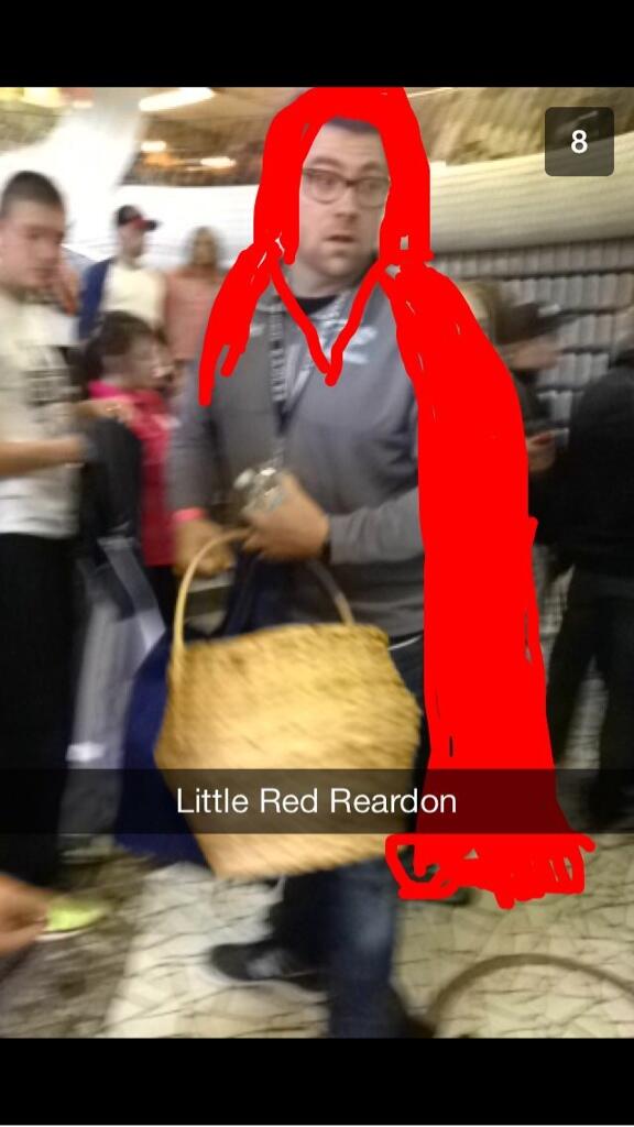 GoodoldReardon's tweet photo. @KayterTot24 I don't appreciate this. #reardon #littleredridinghood http://t.co/HIEeTFlema