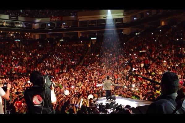 PrinceRoyce's tweet photo. Gracias por el cariño Monterrey! Mañana nos vemos en Guadalajara http://t.co/REjc7tl9CG