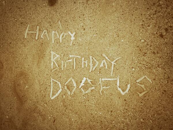HRHCassandra's tweet photo. @dcraldous It's late but its also spelt out with Fijian coral on a south pacific beach so I feel that's irrelevant xo http://t.co/jcb5BpRsuv