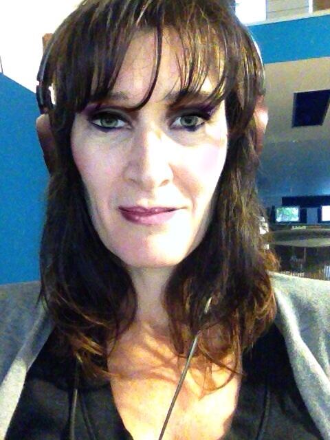 I love the #makeup pack in mojo masks!