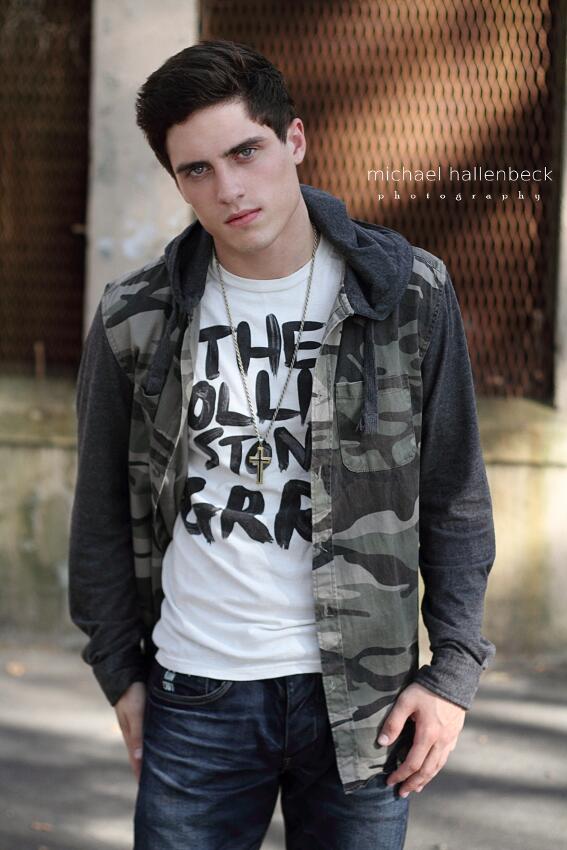 hallenbeckphoto's tweet photo. #soapfans !! Any out there?? Check out my shoot with #allmychildren star #danielcovin (hunter) #toln More on my Fbook http://t.co/Bfu2Lt7civ