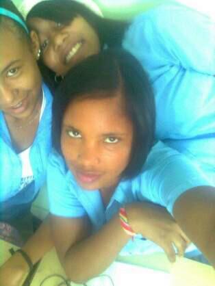 Layira25 tweet picture