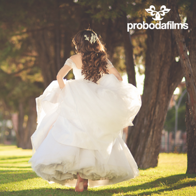 probodafilms's tweet photo. ProBodaFilms sólo toma un cierto número de proyectos al año , esto con el fin de ofrecer la calidad en producción http://t.co/SuqZui006M