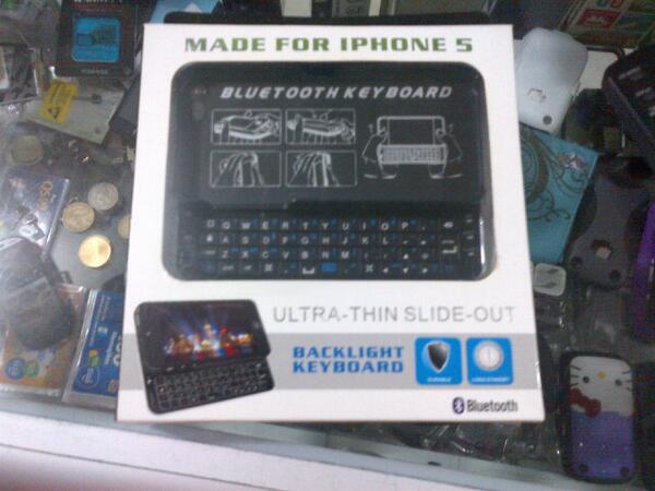 Sm_Cells's tweet photo. Keyboard para Iphone 5, ahora que tenemos BBM en Iphone, tanbiem podremos tener teclas para escribir como un BB http://t.co/NfSuQNzCDw