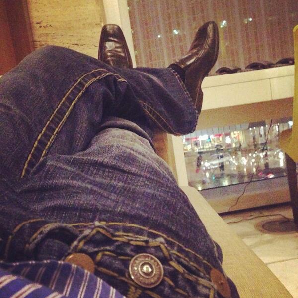 iamlesterrific's tweet image. Chillin like a boss. #likeaboss #meatwork :)))
