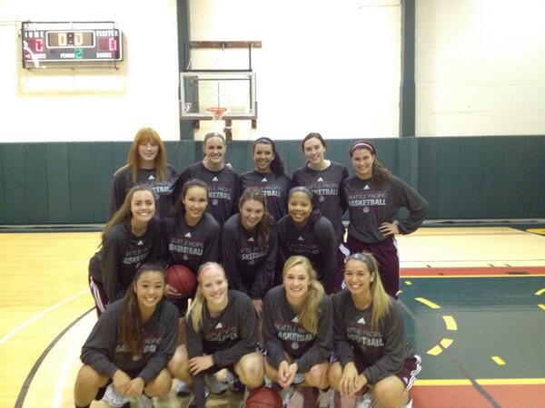 SPU_WBB's tweet photo. Girls getting ready for midnight madness!   #falconhoops http://t.co/MPLL6KZfHn