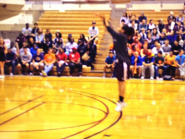 SPU_WBB's tweet photo. Su is the 3pt champ! #falconhoops #buckets http://t.co/ehhCkm21Do