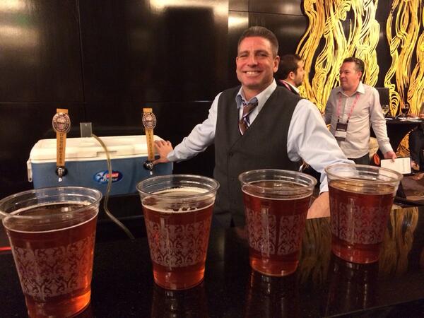 ChetanMahendru's tweet photo. #JiveWorld with beers http://t.co/g9e8UHUysl