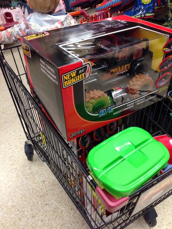 85mip's tweet photo. I really shouldn't be allowed out shopping alone. #BigKid http://t.co/8QxS6n78pW