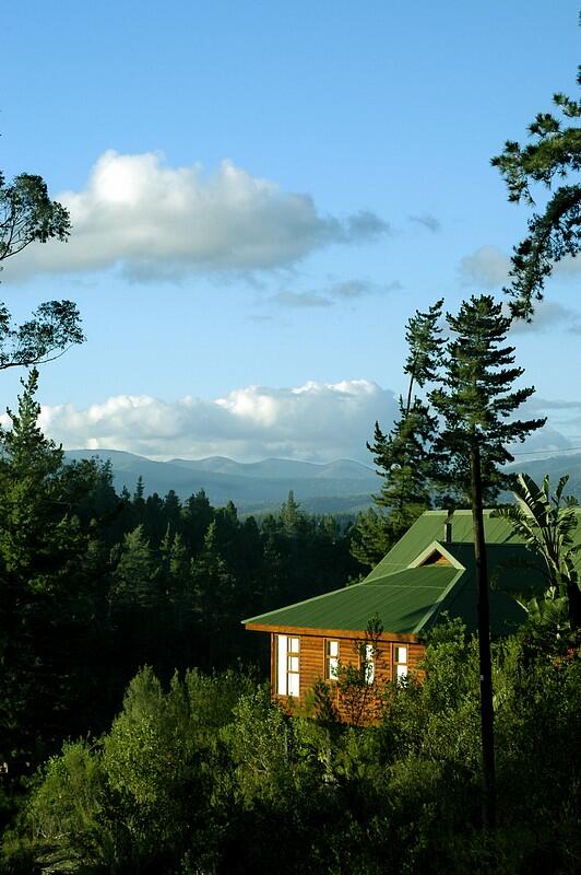 absolutegetaway's tweet photo. Lovely Lulama in #Knysna available this w/e at 1/2 price.  Starting at R750/night! http://t.co/0TmEFYpXJk