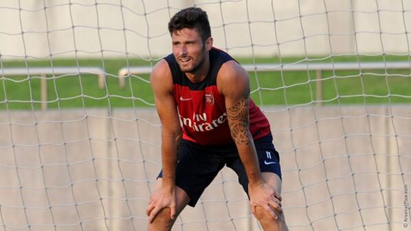 We'll be speaking to <a href="/_OlivierGiroud_/">Olivier Giroud</a> this week. Send us your questions for him using #AskOlivier now!