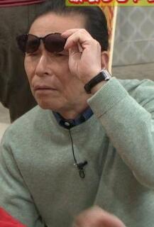 ウエノ Toiec900点 Twitter वर タモリさんのサングラスですがかけている理由は右目を失明したためといわれています タモリは目の病気なのでしょうか そしてそれがきっかけでいいともが降板 Http T Co Raxlizx1wg 弔辞動画やばすぎ 涙出た Http T Co