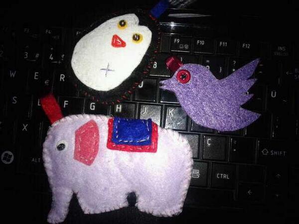 kardeşine gülümse tweet media