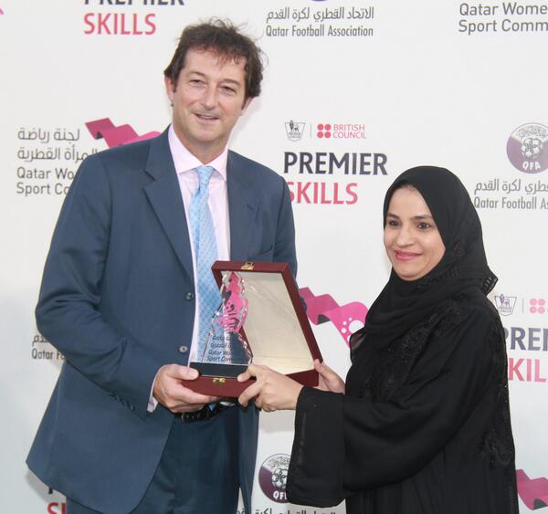 QFAFDD's tweet photo. حفل ختام دورة المهارات الممتازة لكرة القدم في نادي السد - #PremierSkills #BritishCouncil #QFA #TechnicalCommittee http://t.co/juN4YxWjpS