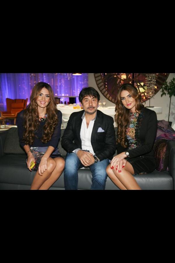 Rina_Chibany's tweet photo. تابعوني أنا ورومي في برنامج "بعدنا مع رابعة "اليوم الخميس الساعة 8.40 على قناة الجديد . http://t.co/3Z5UJiQOzx