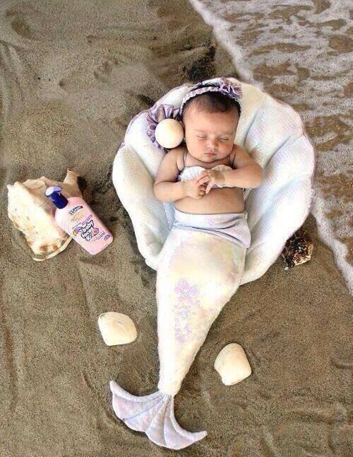 TopNotchMermaid's tweet image. This will be my babies first costume whenever I have a kid.