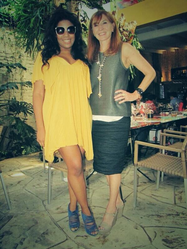 pepamaria_'s tweet image. Con @NicoleMillerNYC #CaliExposhow 2013 #PMBlog