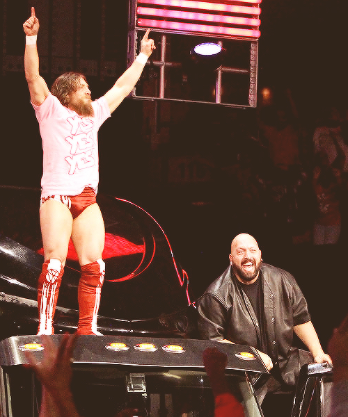 AllthingsBryan's tweet image. Defiant #RAW