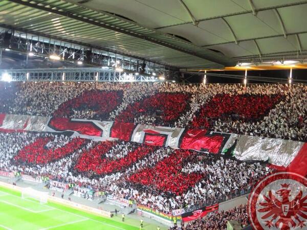 Beautiful tifo from Eintracht Frankfurt tonight