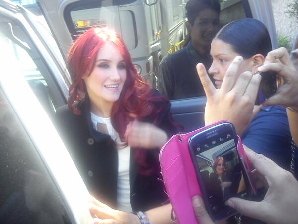 Dulce Maria. [10] - Page 8 BXXku0pCIAAkOVE