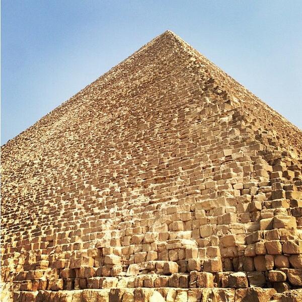 GooglePix's tweet photo. Giza http://t.co/d9yb5l2jcp