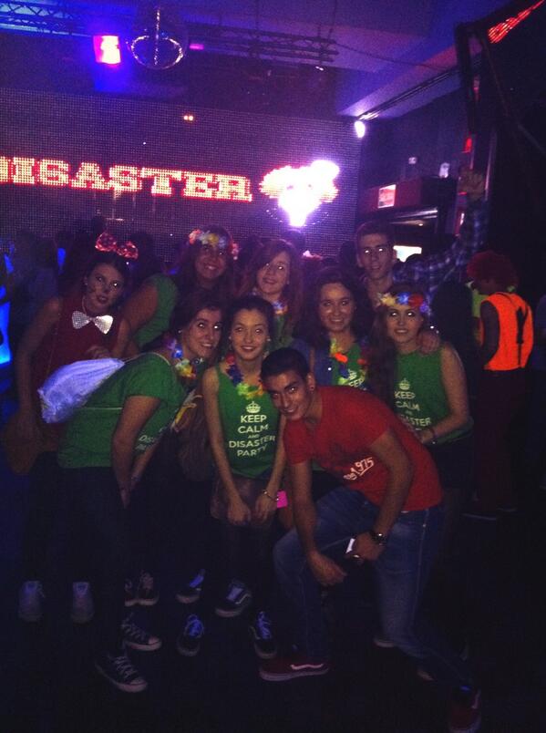 MariaRojo95's tweet photo. Comenzamos la nocheeee !! @Disasterparty_M #RMI http://t.co/KDCYbjmcjq